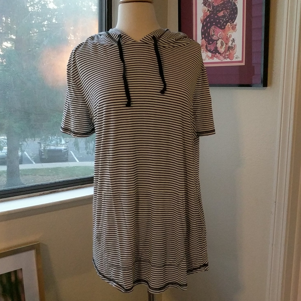 Short Sleeve Striped Hoodie